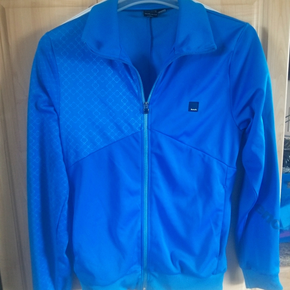 Bench zip-up sweater -MED